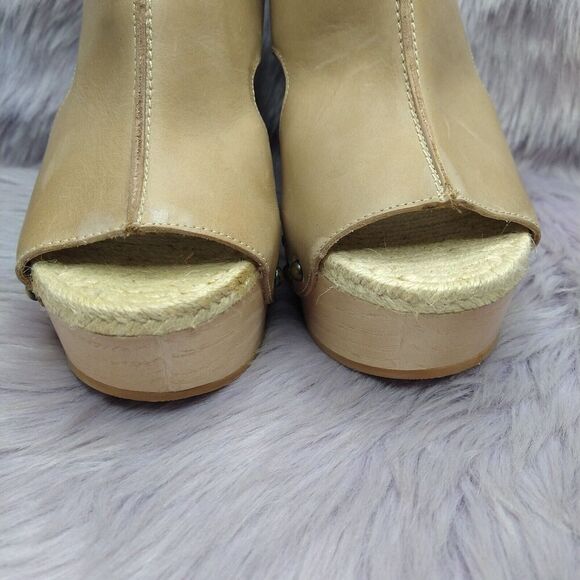 Max Studio Foal Leather Wedge Booties Platform Sandals Womens Size 10 Beige Stud - Picture 4 of 13